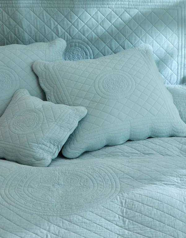 prix pas cher Blancheporte Housse Coussin Unie Style Boutis Cassandre 3