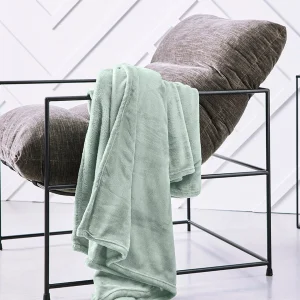 Blancheporte Plaid Polaire Toucher Peluche qualité d’originales 6