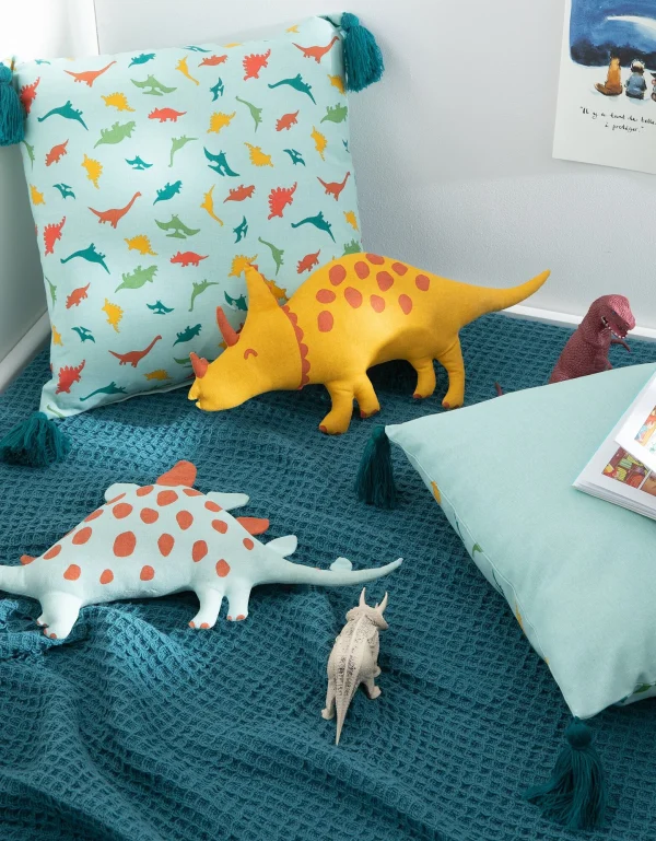magasin pour Blancheporte Coussin Garni Enfant Dinosaure “stégosaure” 5